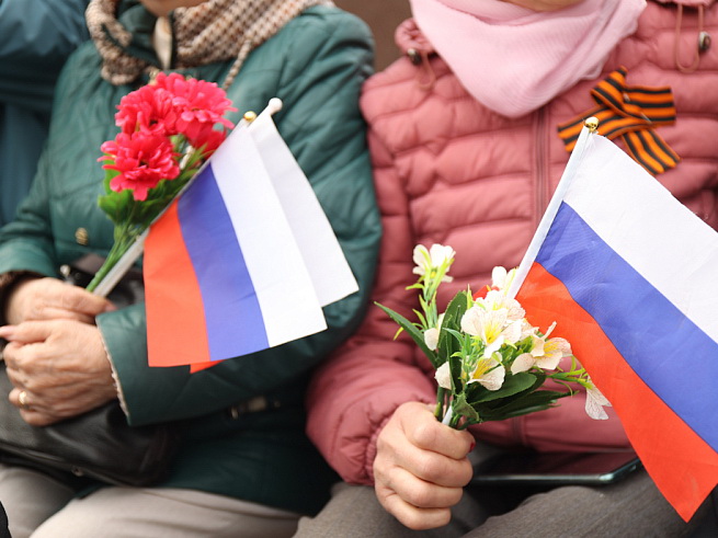 К 9 Мая жителям Приморья напоминают про безопасность в общественных местах. ПАМЯТКА на  www.primorsky.ru.