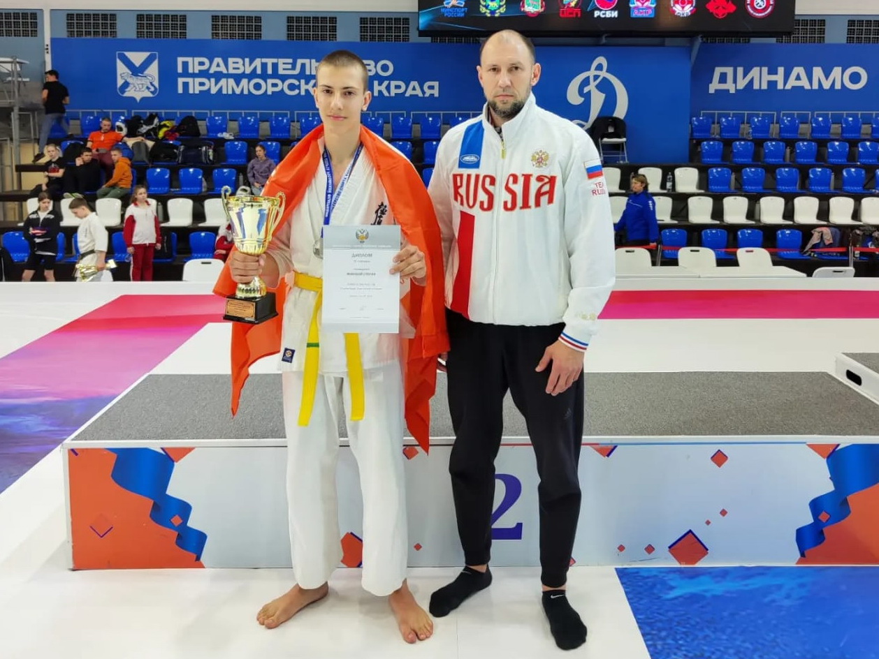 Степан Янковой из Славянки стал вторым на Первенстве России по киокусинкай карате