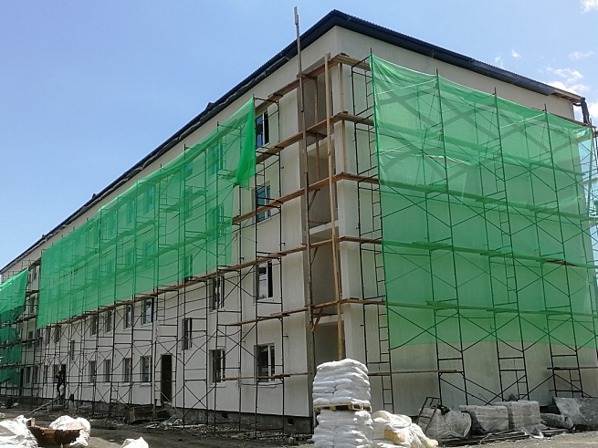 Строительство жилого дома в Хасанском округе Приморья идет по графику.