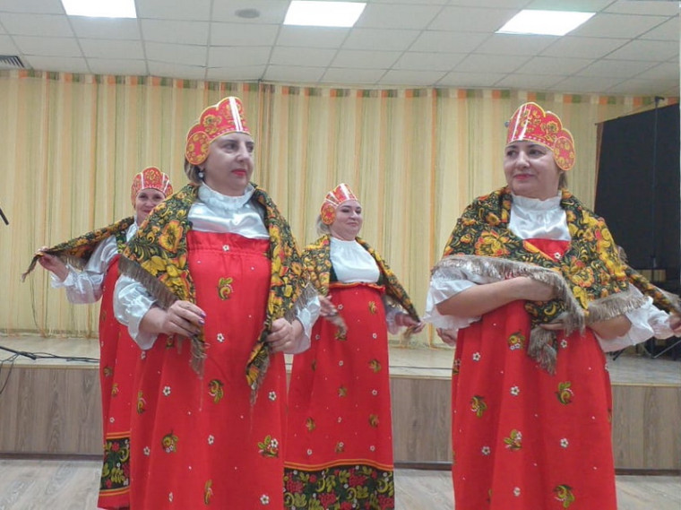 Творческий фестиваль работников образования прошел в Славянке. Творческий фестиваль работников образования прошел в Славянке.