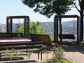 Важные проекты по благоустройству и озеленению городов и районов края выполнят в этом году в Приморье по народной программе, сообщает  www.primorsky.ru.