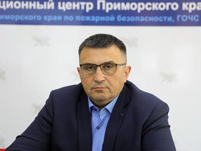 Приморцев призывают быть бдительными в период прохождения тайфуна, сообщает www.primorsky.ru. Приморцев призывают быть бдительными в период прохождения тайфуна, сообщает www.primorsky.ru.